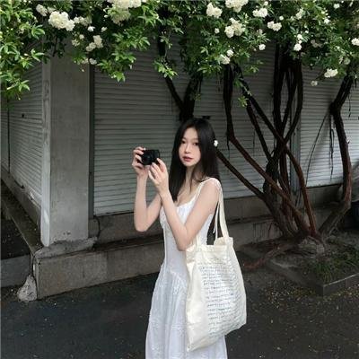 纸相机 封面